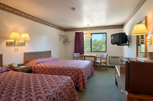Deluxe Inn Nebraska City Room photo